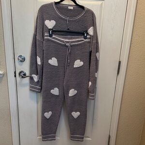 POL Gray and White Heart Lounge set Pants Size M, Top size L